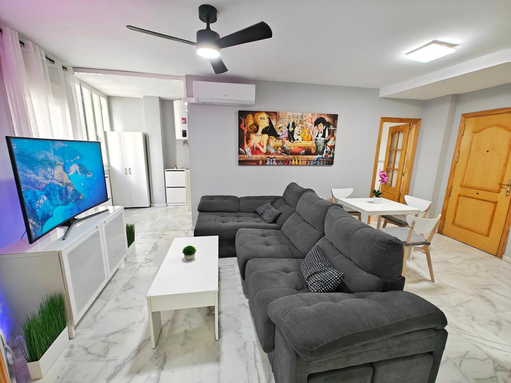 Moderno Piso Centrico 3 Habitaciones Junto Al Mar Y Parking إِستيبونا المظهر الخارجي الصورة