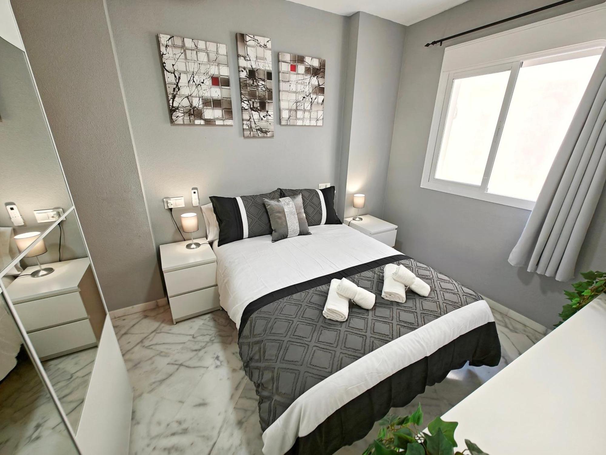 Moderno Piso Centrico 3 Habitaciones Junto Al Mar Y Parking إِستيبونا المظهر الخارجي الصورة