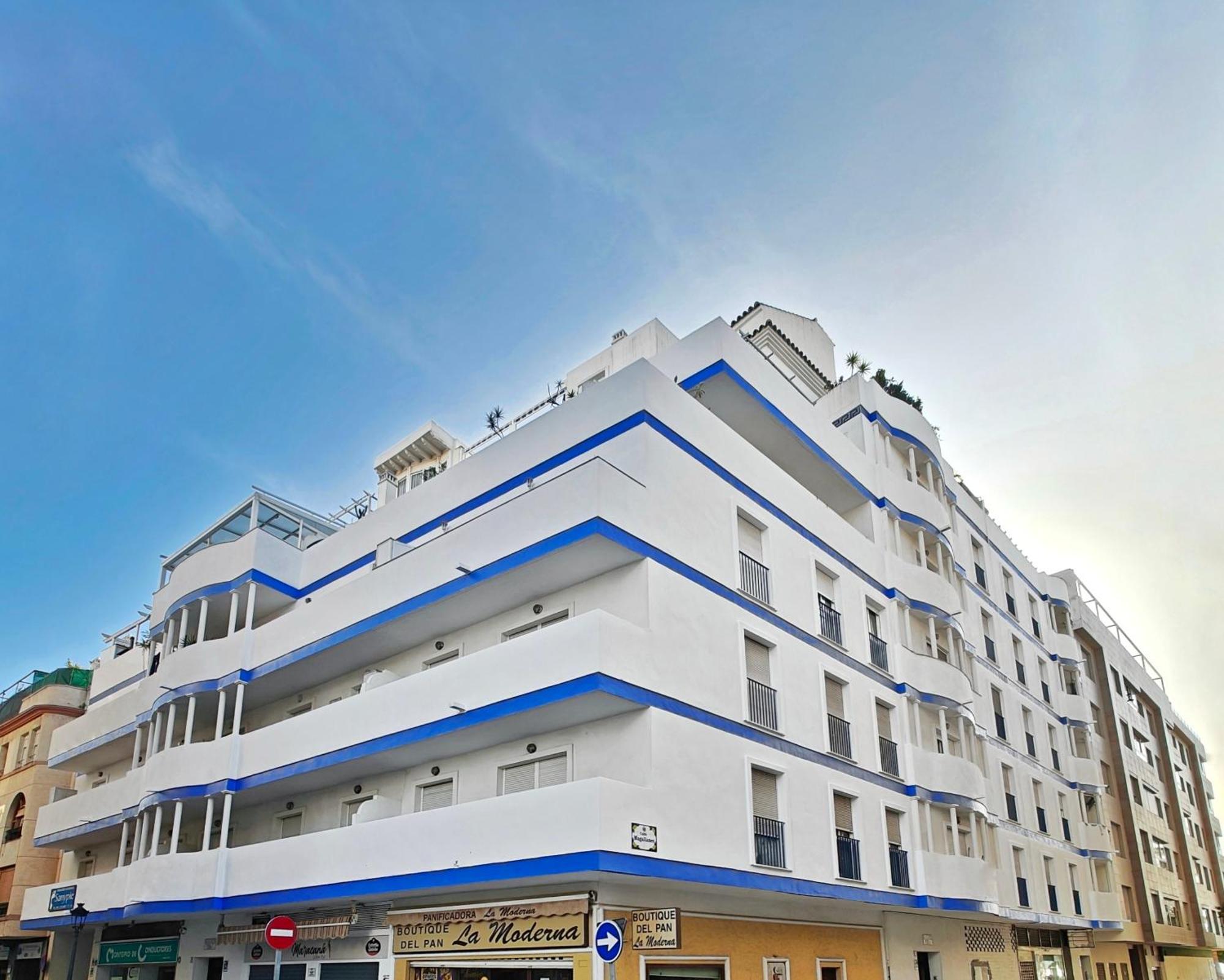 Moderno Piso Centrico 3 Habitaciones Junto Al Mar Y Parking إِستيبونا المظهر الخارجي الصورة